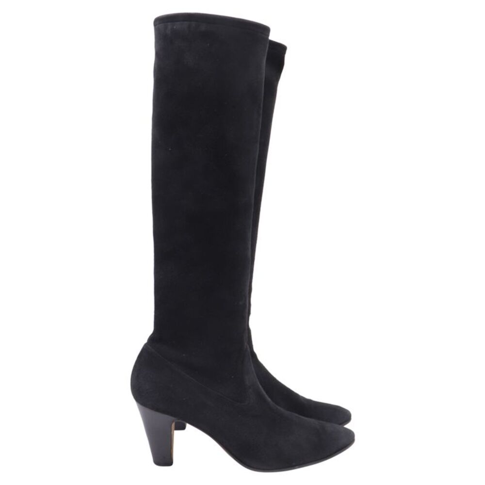 Manolo Blahnik Pointed-Toe Knee-High Boots in Black Suede